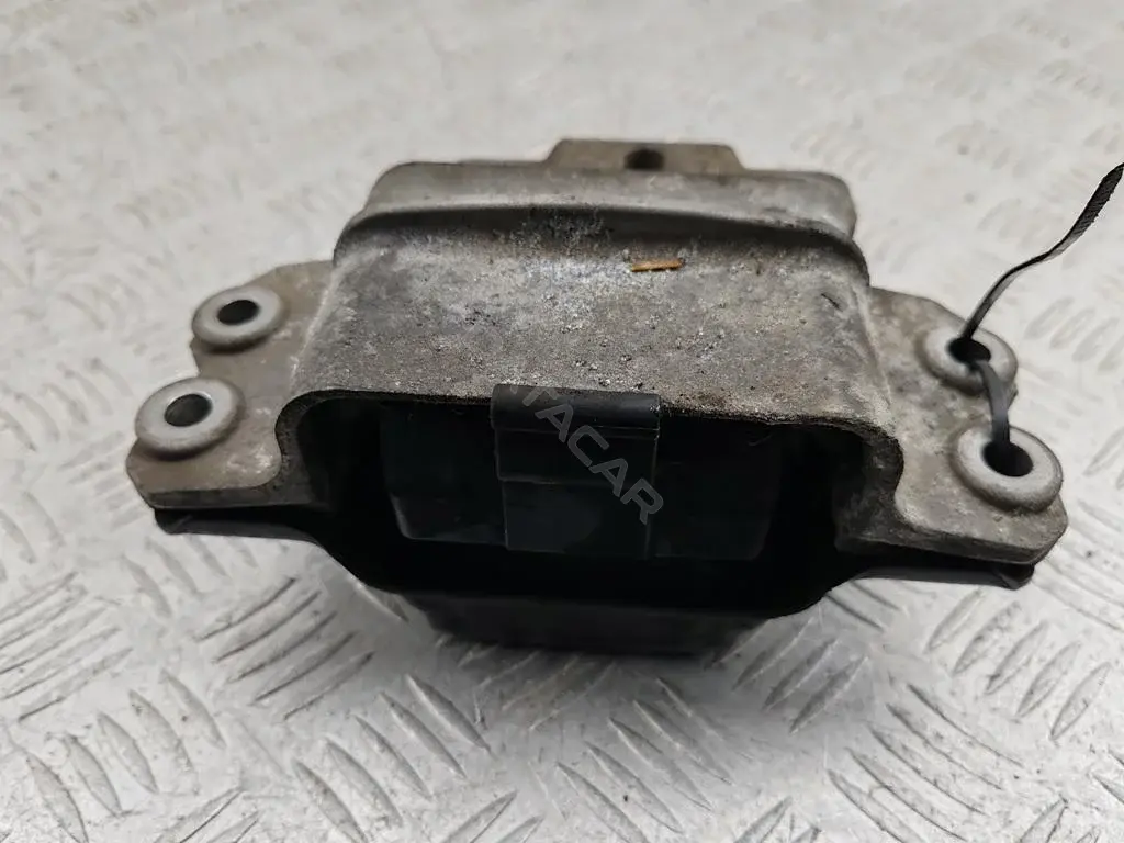 Подушка КПП 1K0199555AC