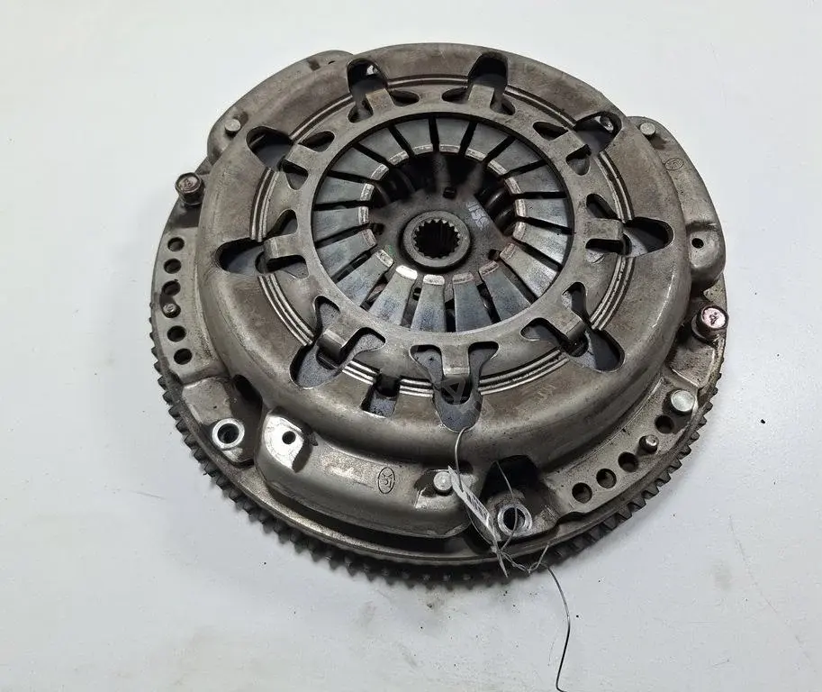Маховик 12311BM500