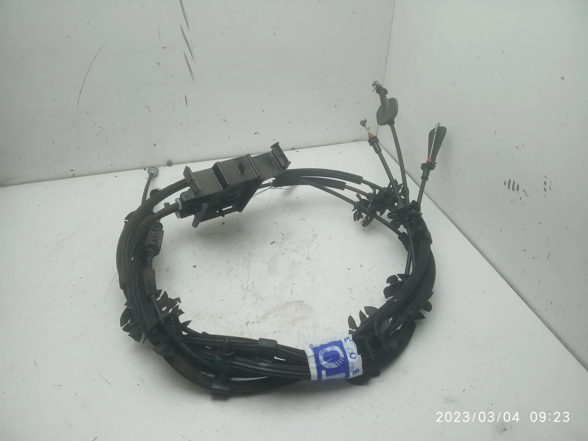 Трос двери c00724103