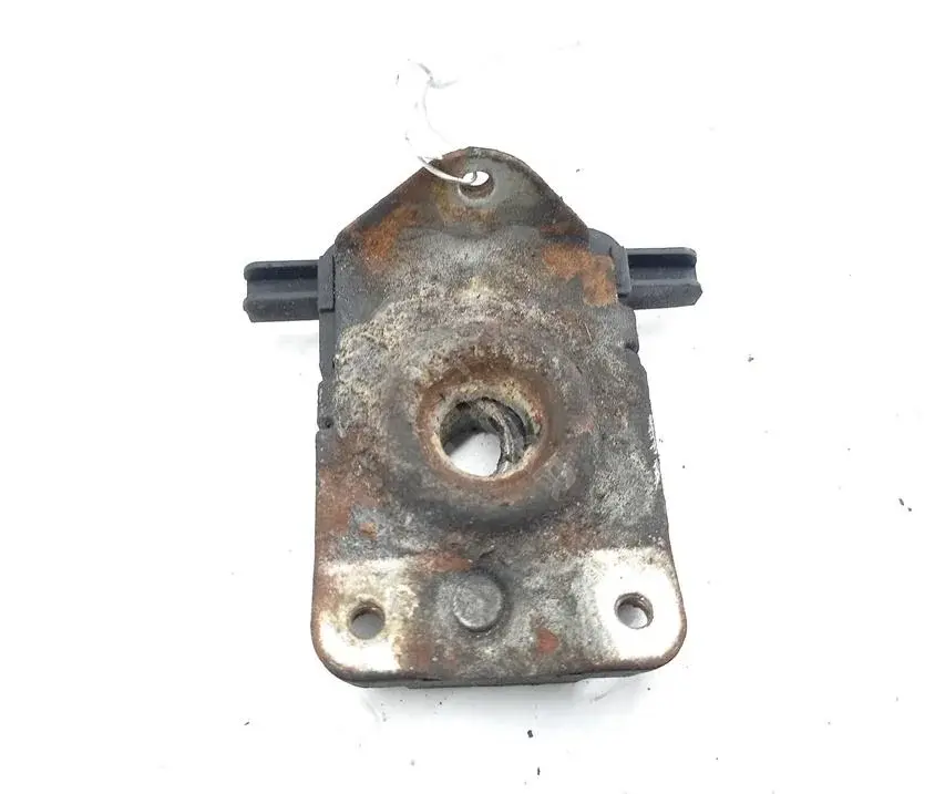 Замок капота 8203859