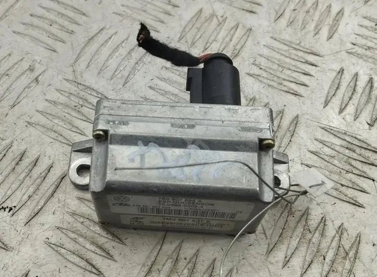 Датчик ускорения 7E0907655A.7M3907637B