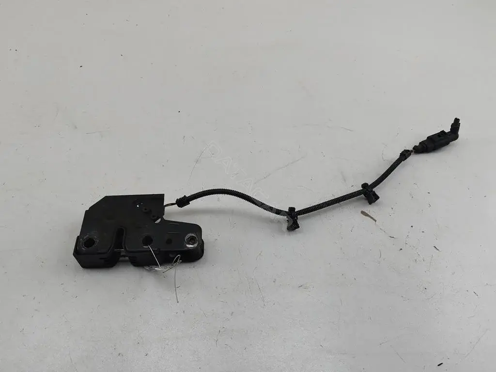 Замок капота 1T0823509B