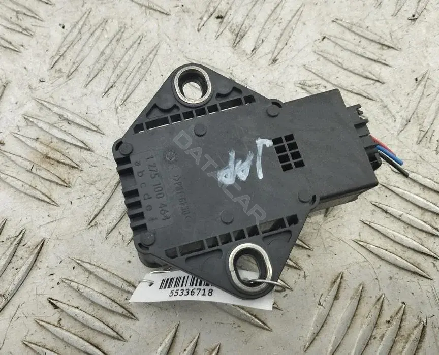 Датчик ускорения 95690-3K500