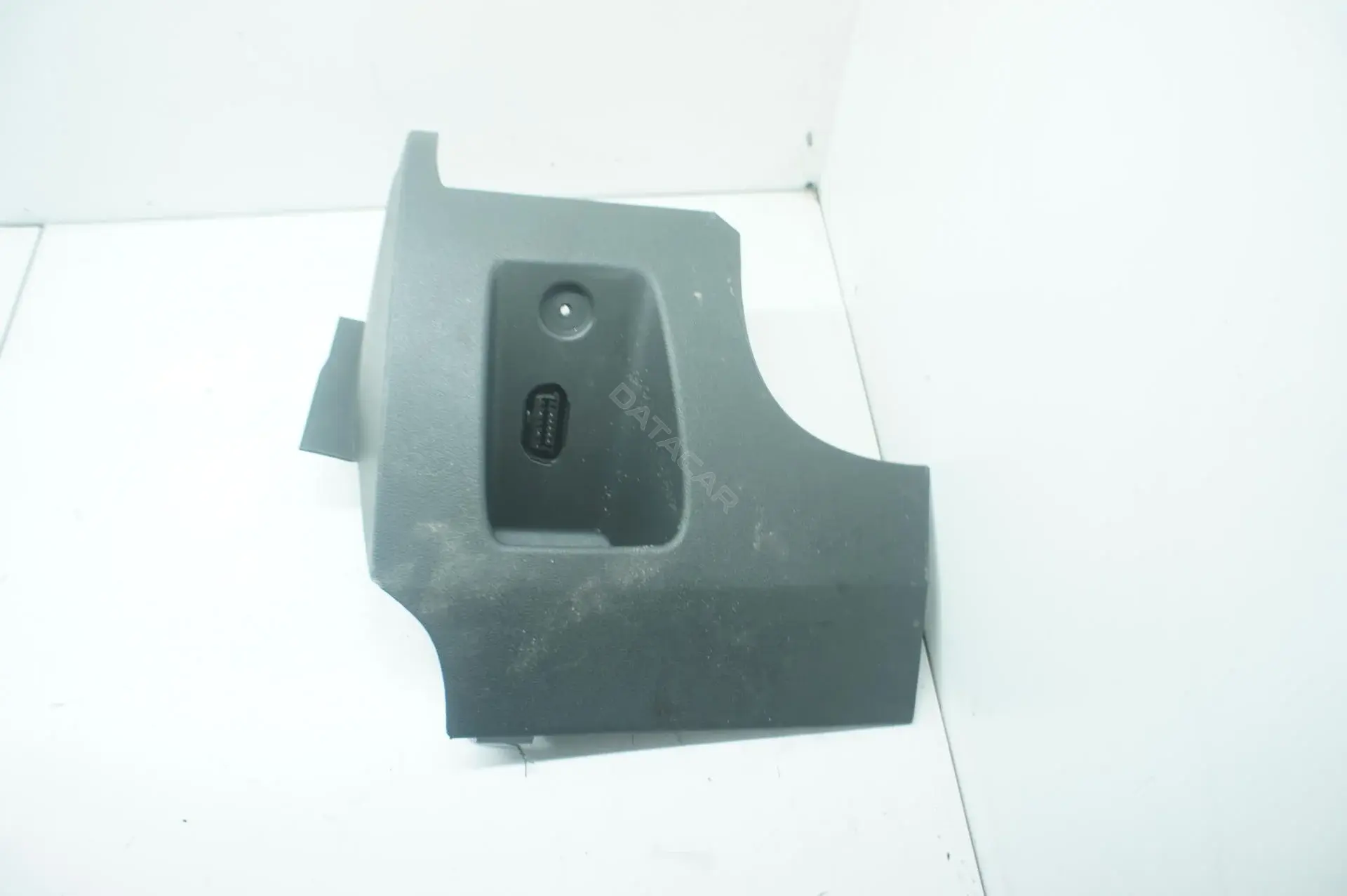 Пластик салона 4M51AO4324AKW