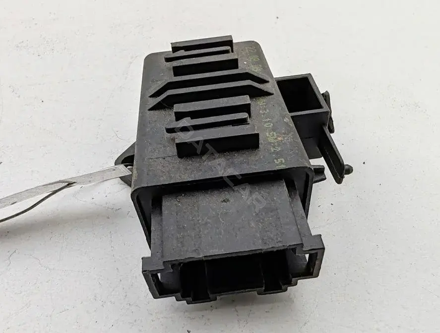 Блок управления сиденьем 1Z0959772B
