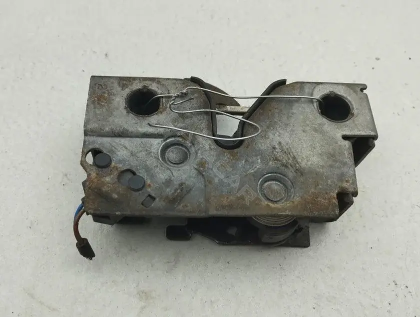 Замок капота 6V0823509D