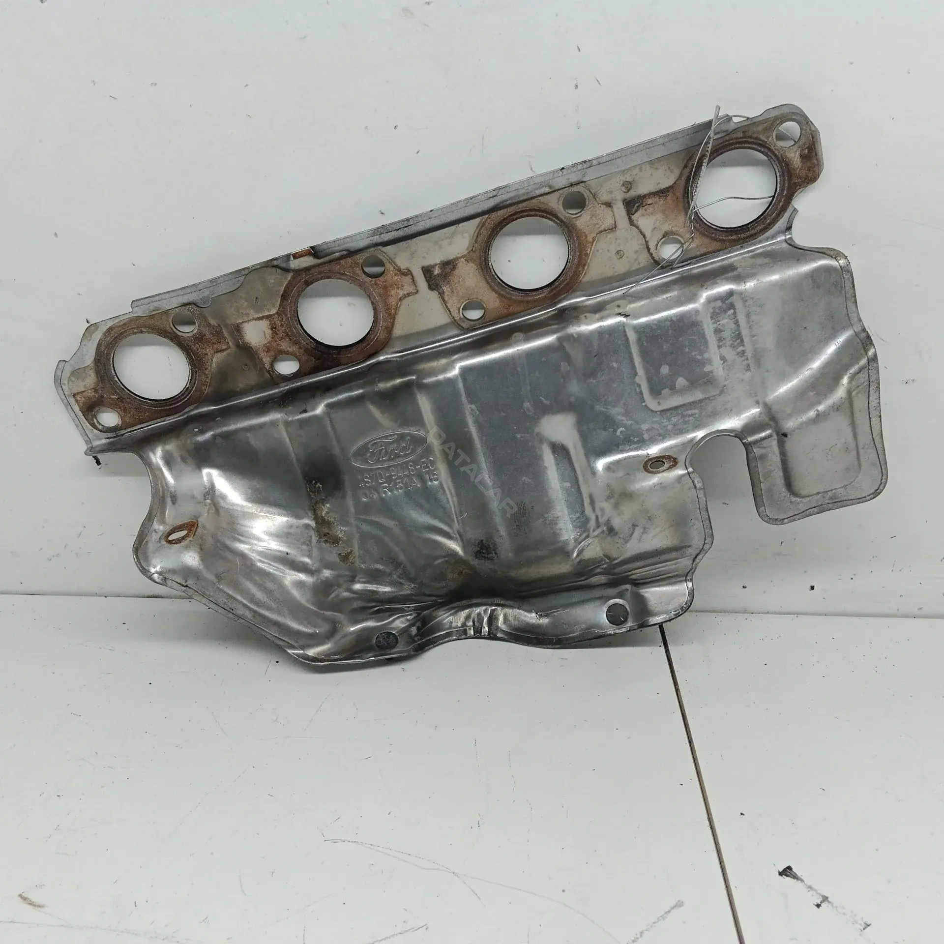 Тепловой экран глушителя 4S7Q9448EC