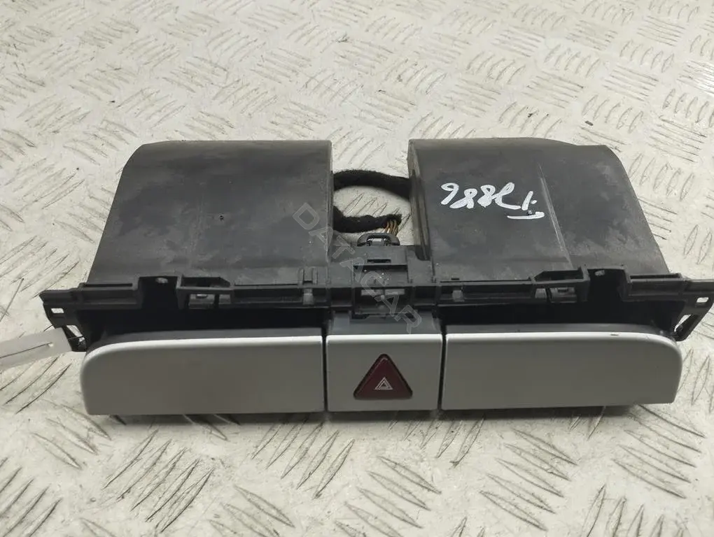 Подстаканник 3C0858407