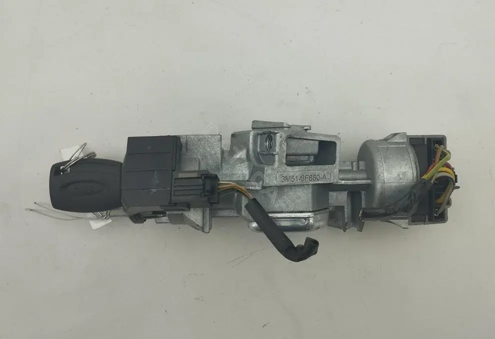 Замок зажигания 3M513F880AD