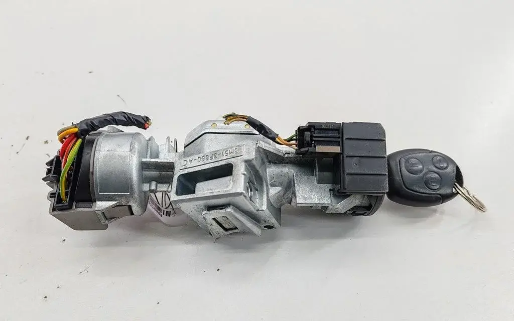 Замок зажигания 3M513F880AC