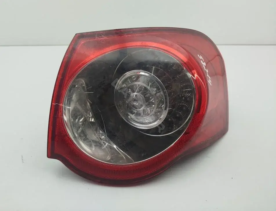 Задние фонари 3C9945096N