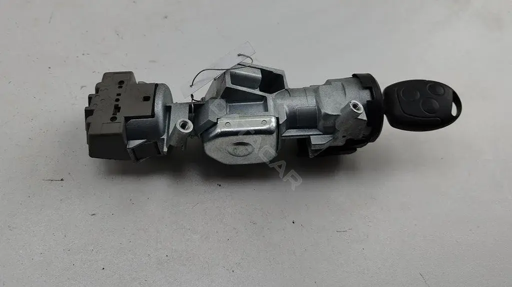 Замок зажигания 3M513F880AD