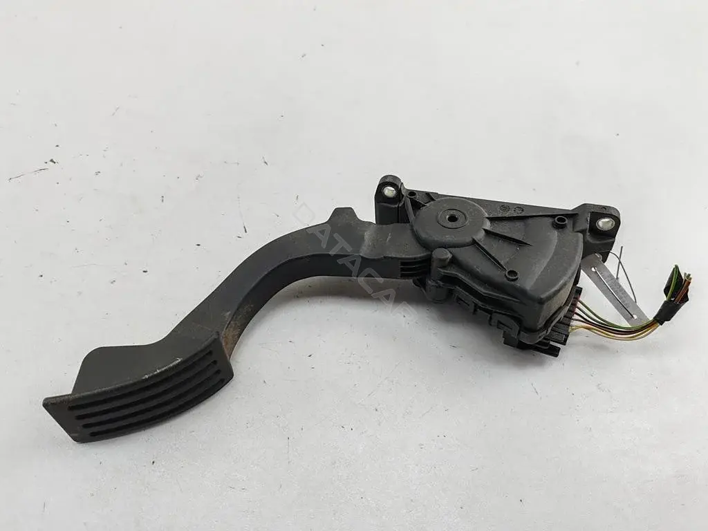 Педаль газа 4M519F836AH
