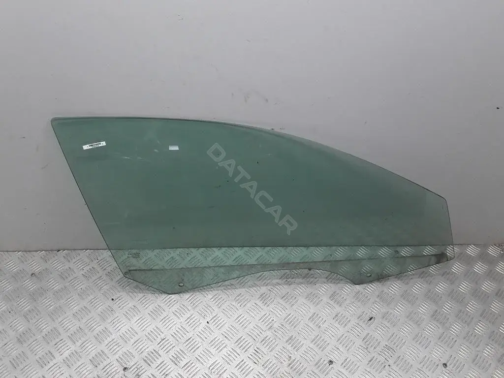 Стекло двери 3T0845202B