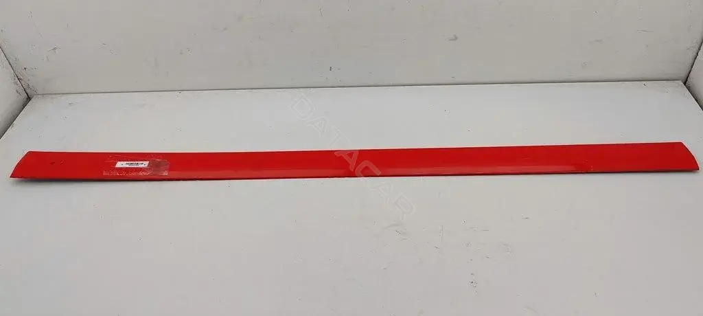 Молдинг двери 8D0853954B