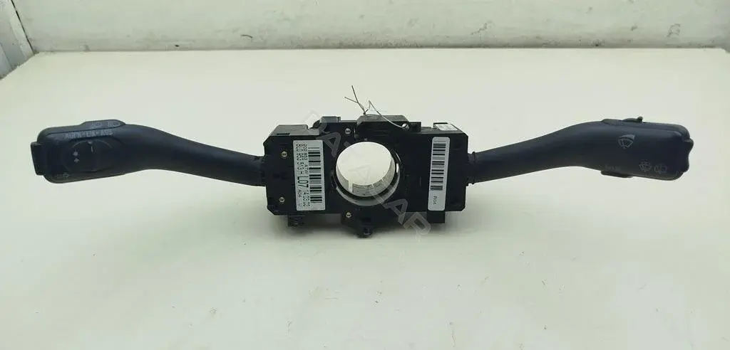 Переключатель подрулевой 8L0953513H