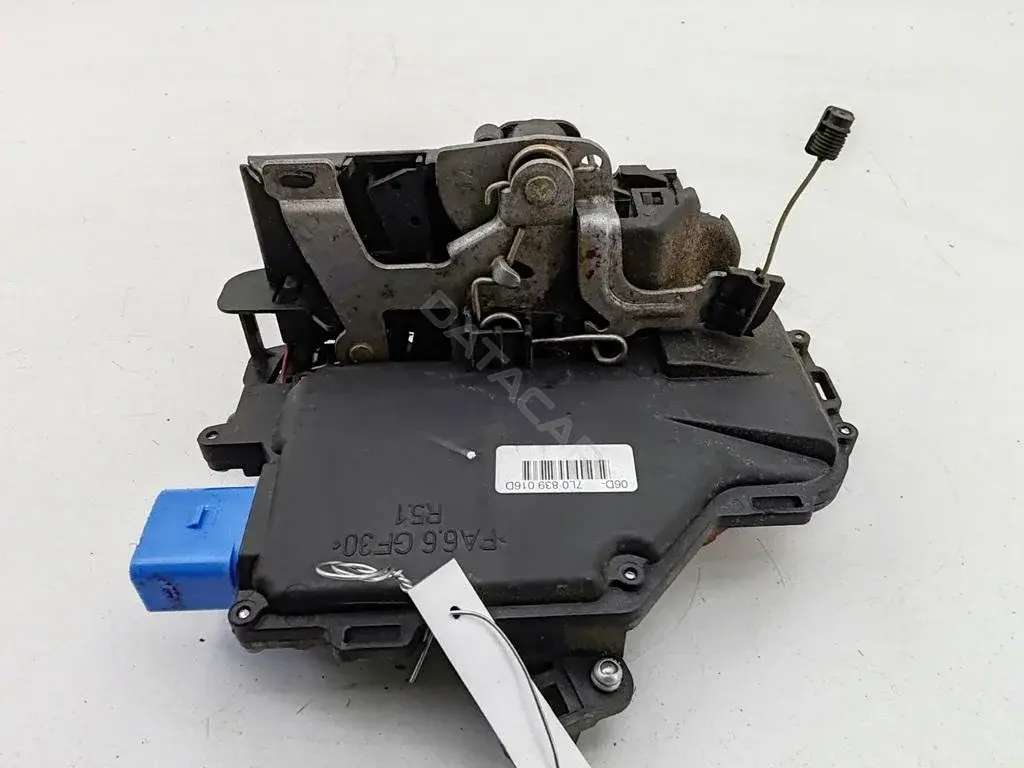 Замок двери 7L0839016D