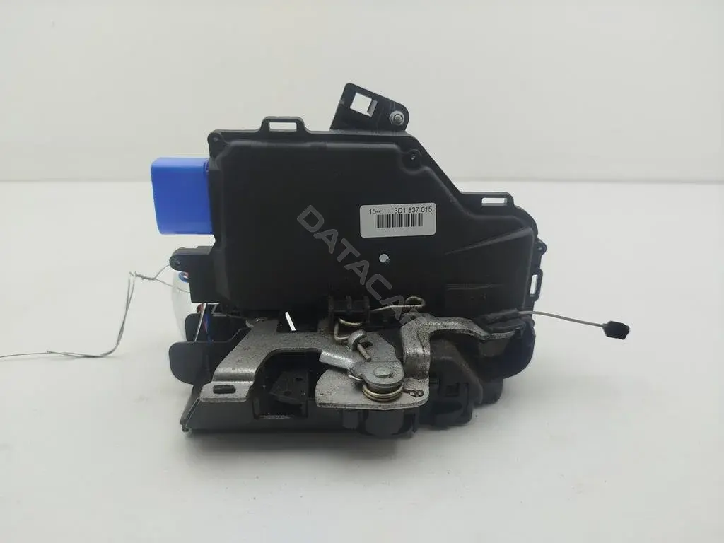 Замок двери 3D1837015