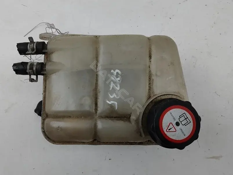 Расширительный бачок 98AB8K218BH