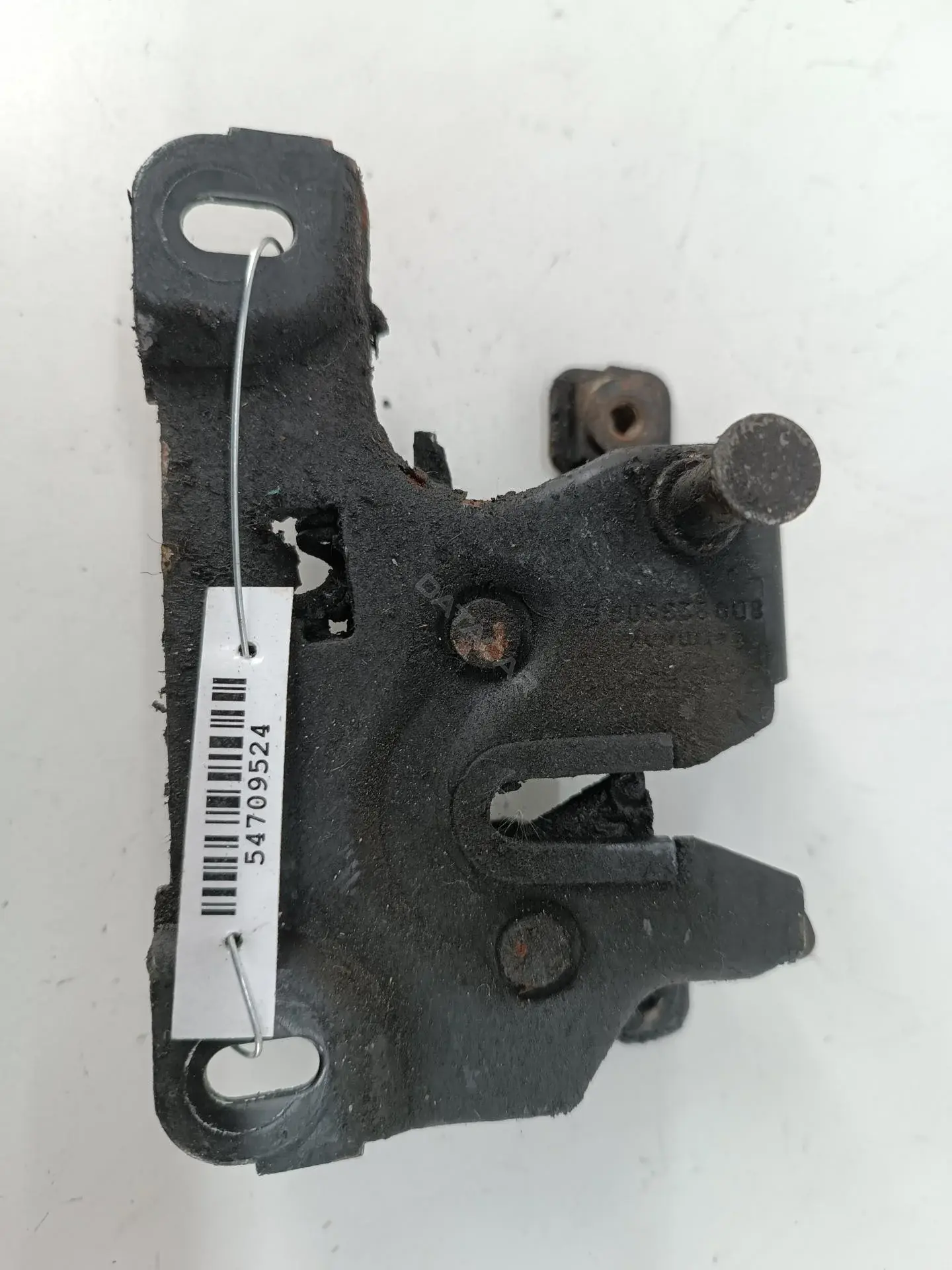 Замок капота 8D0823509