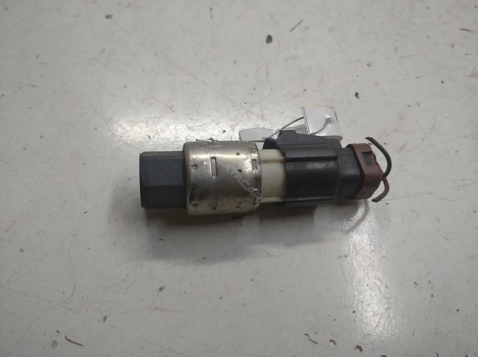Датчик давления кондиционера 95BW19E561AA