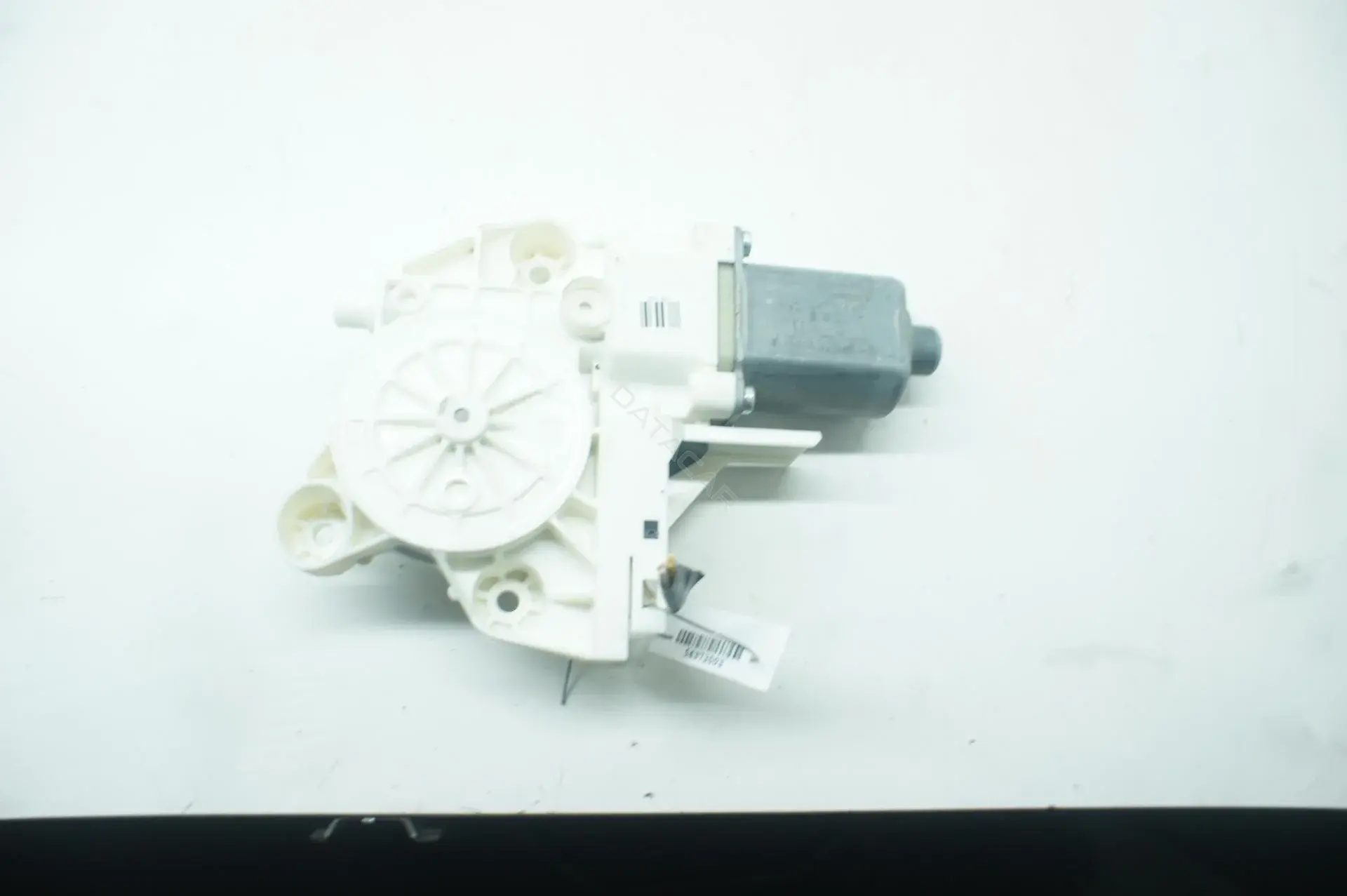 Моторчик стеклоподъемник 4M5T14A389