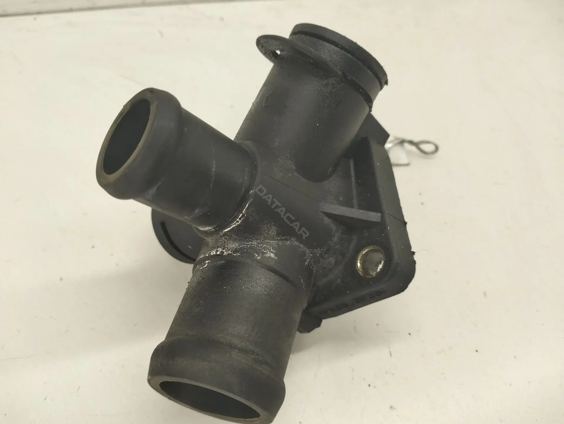 Фланец охлаждающей жидкости aic50060