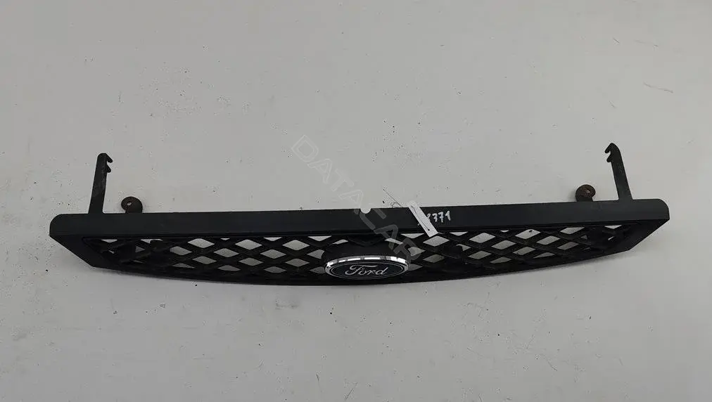 Решетка радиатора 2M518200ABW