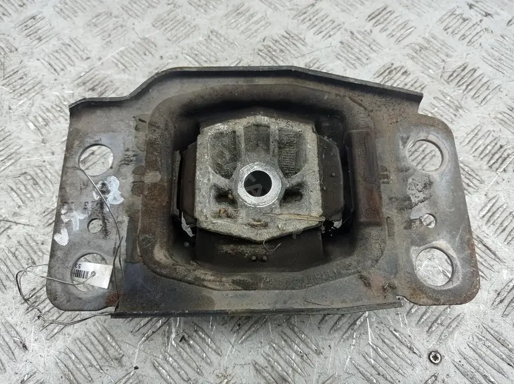 Подушка КПП 1419833 / 6G91-7M121-BC