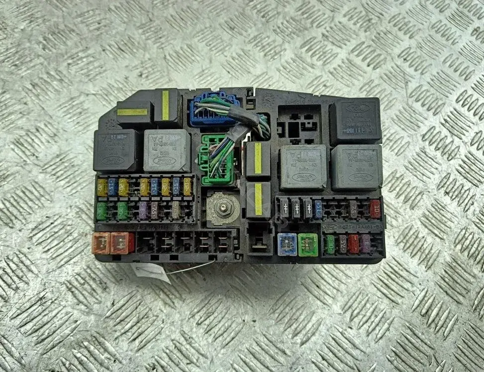 Блок предохранителей 1S7T14A481AA