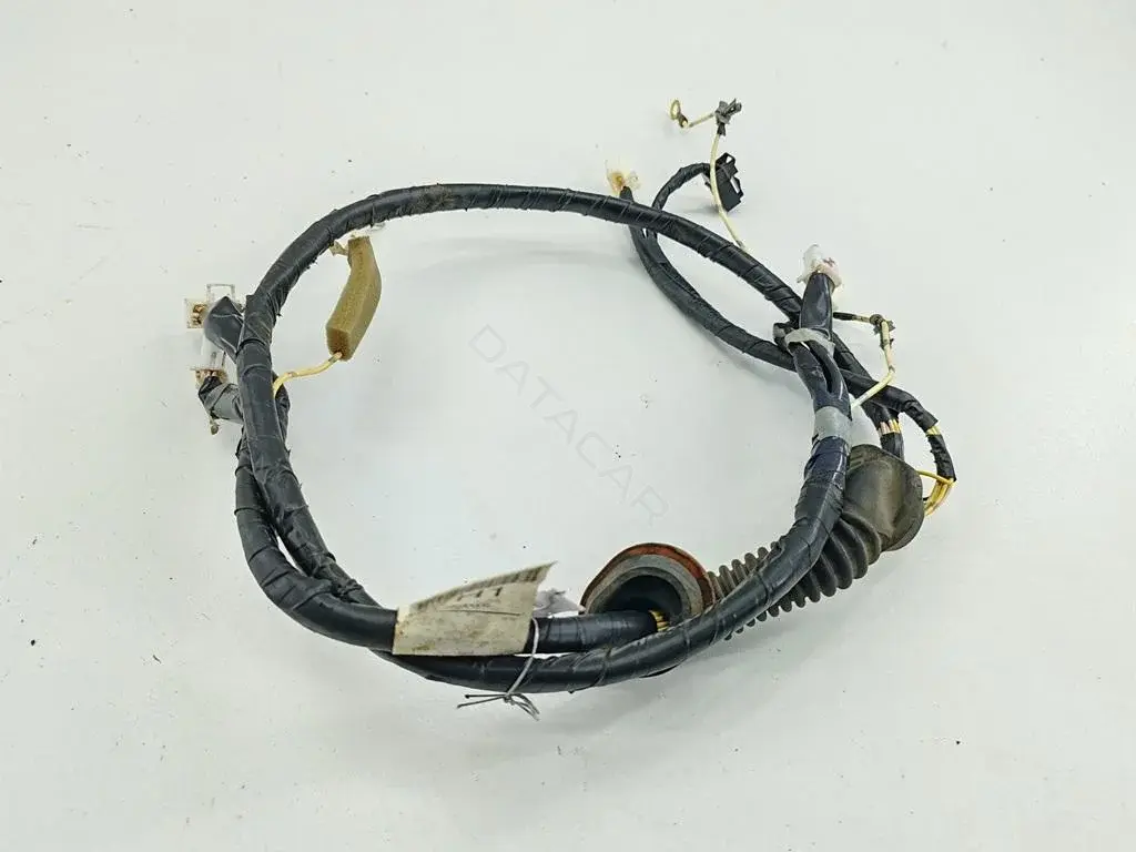 Проводка крышки багажника 24070EB324
