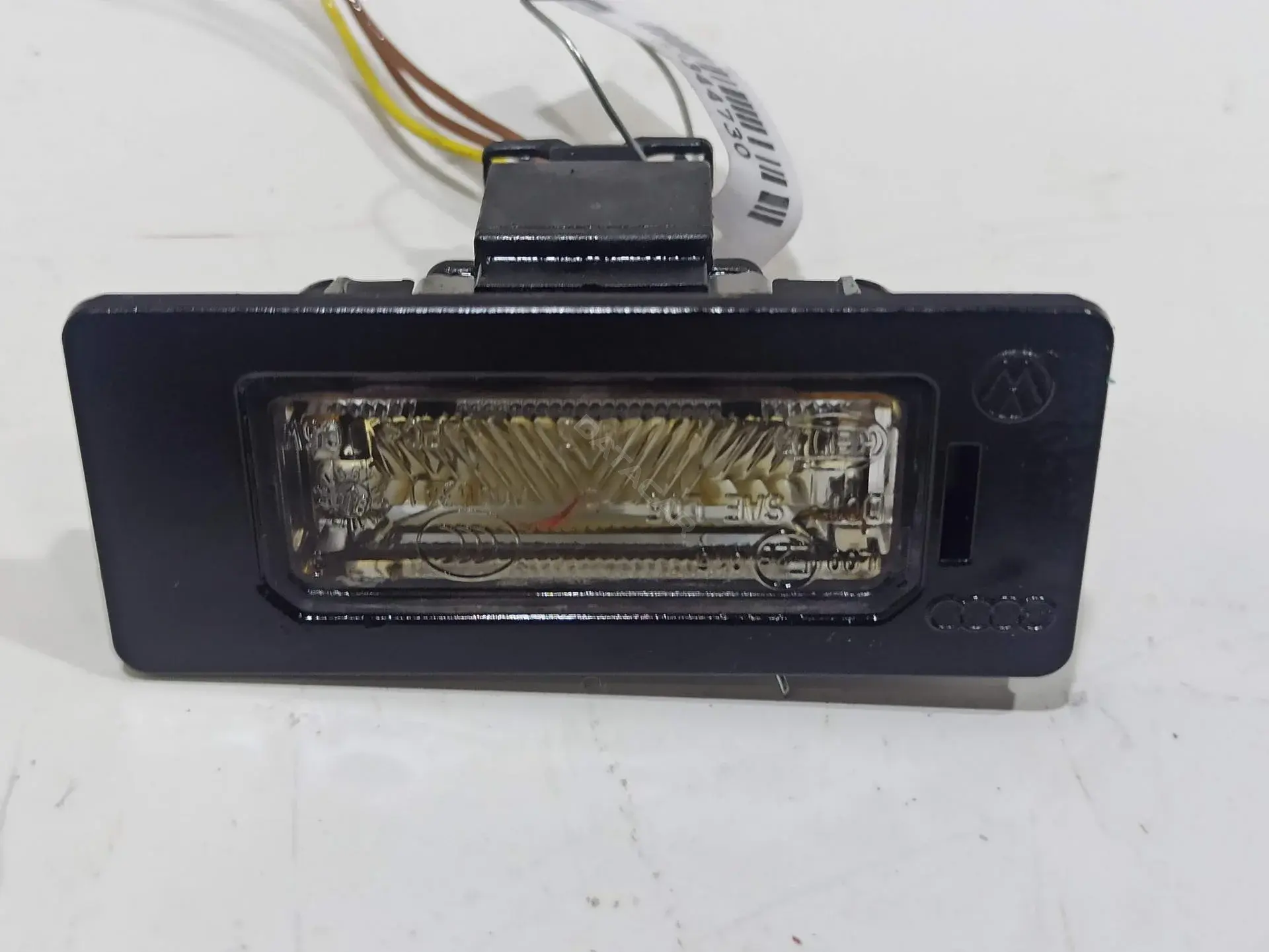 Фонарь подсветки номерного знака 8T0943021