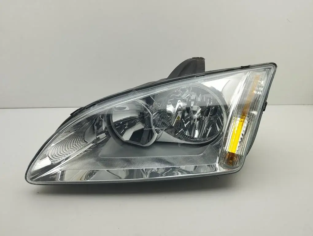 Фары 4M5113W030AD