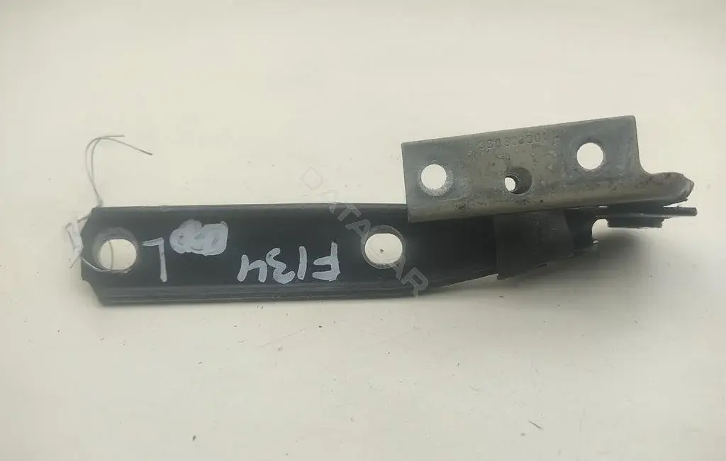 Петля капота 3B0823301A
