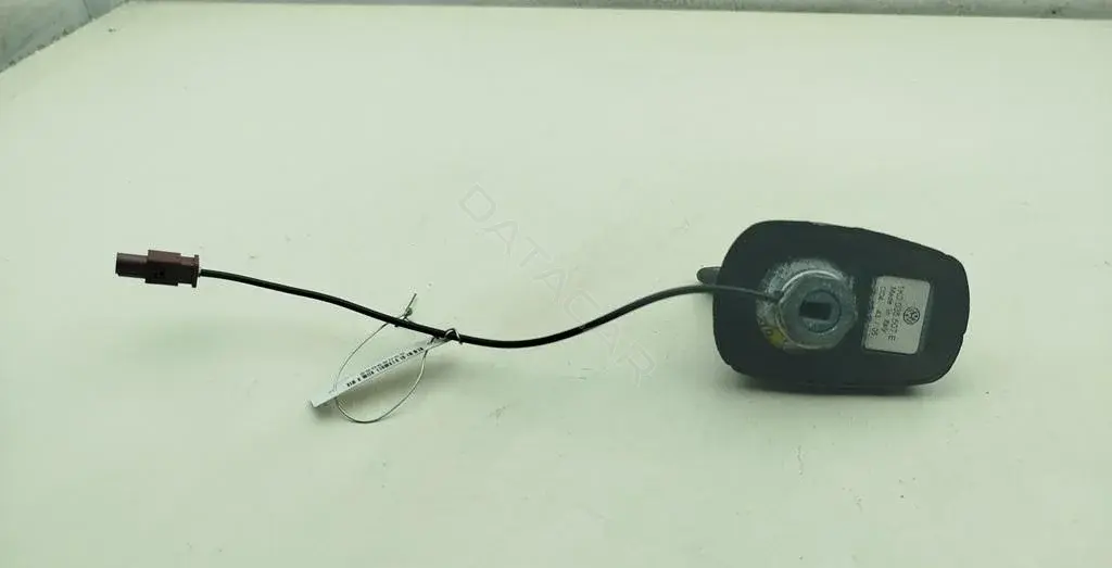 Антенна 1K0035507E
