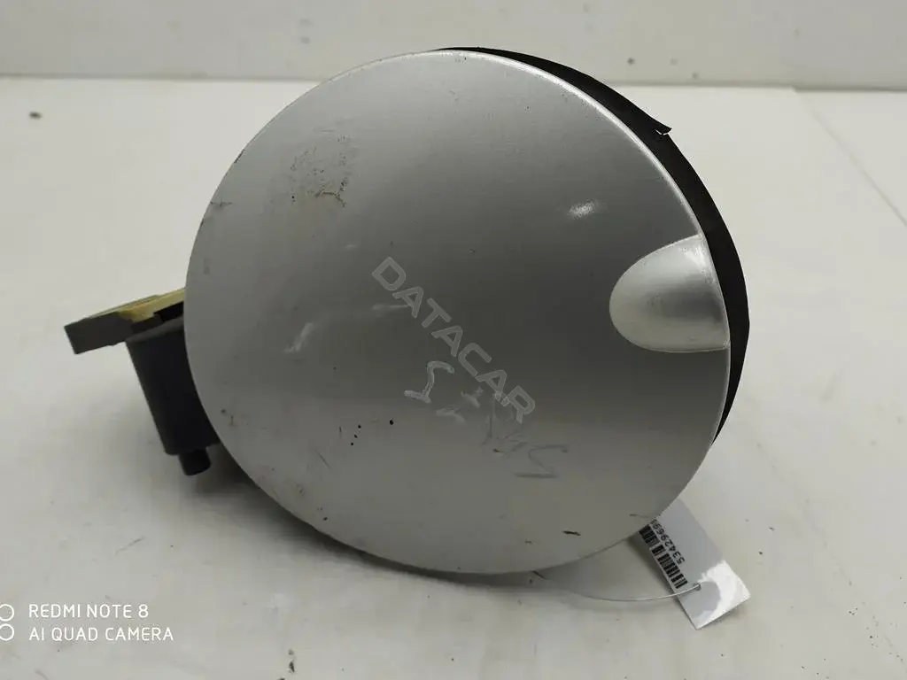 Крышка лючка топливного бака 97FBC405A02