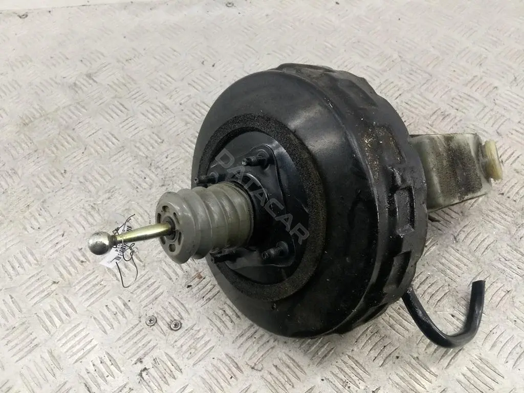 Главный тормозной цилиндр 7М3612100L