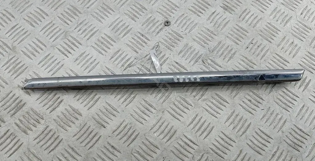 Накладка бампера 3C9807460A