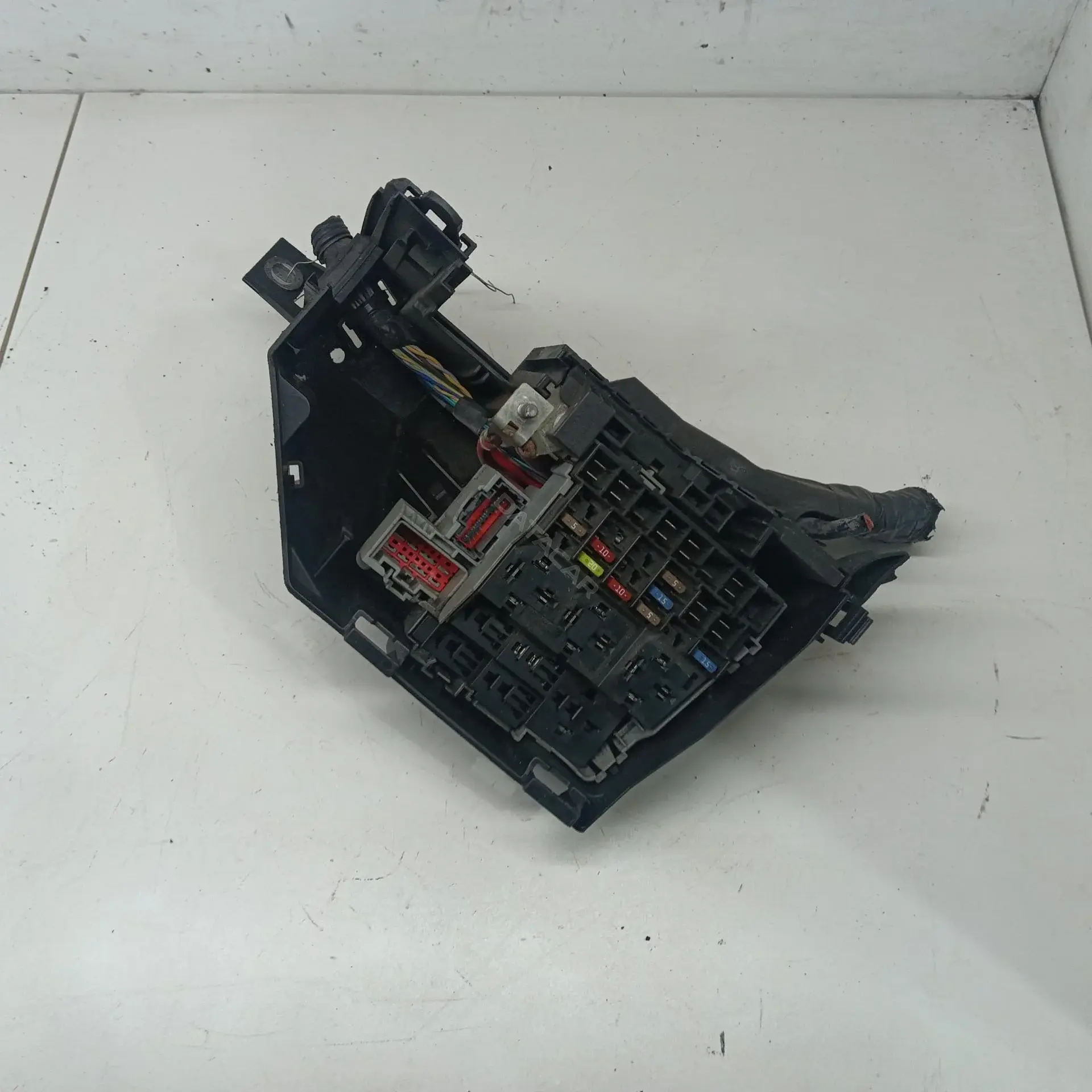 Блок предохранителей 6G9T14A067AB