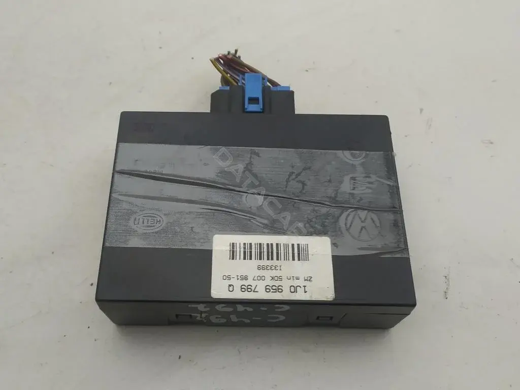 Блок комфорта 1J0959799Q
