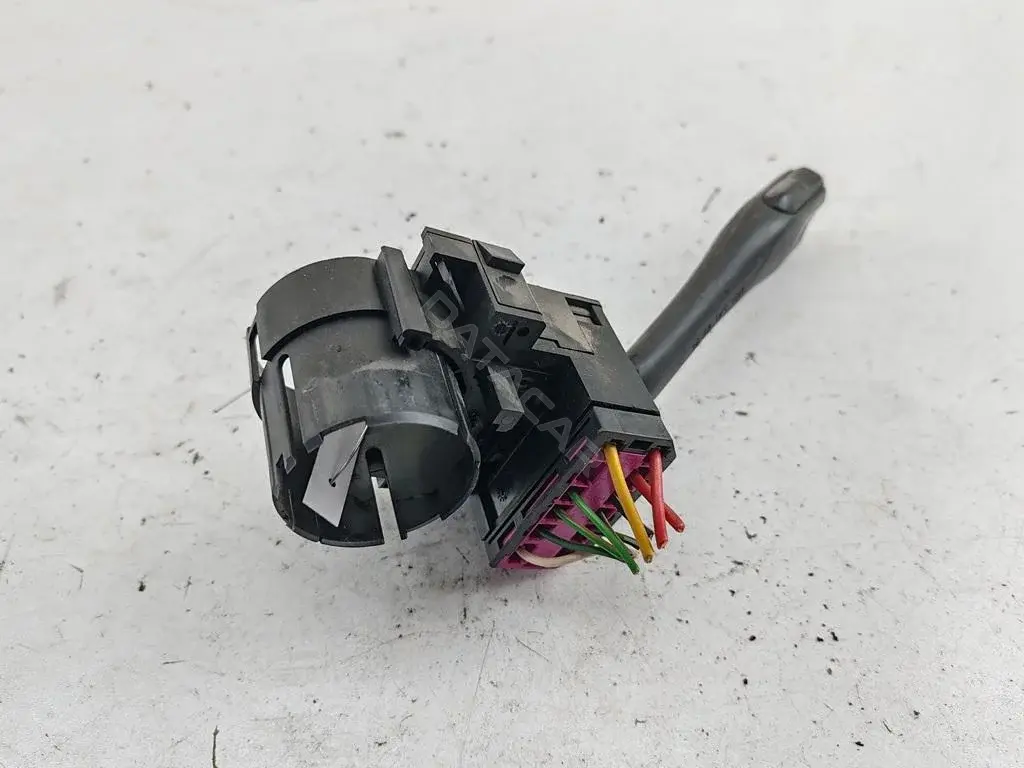 Переключатель подрулевой 8L0953513G