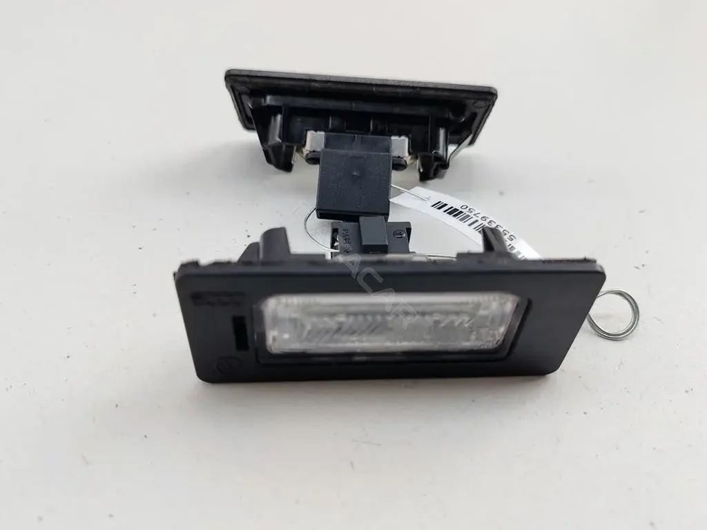 Фонарь подсветки номерного знака 8T0943021