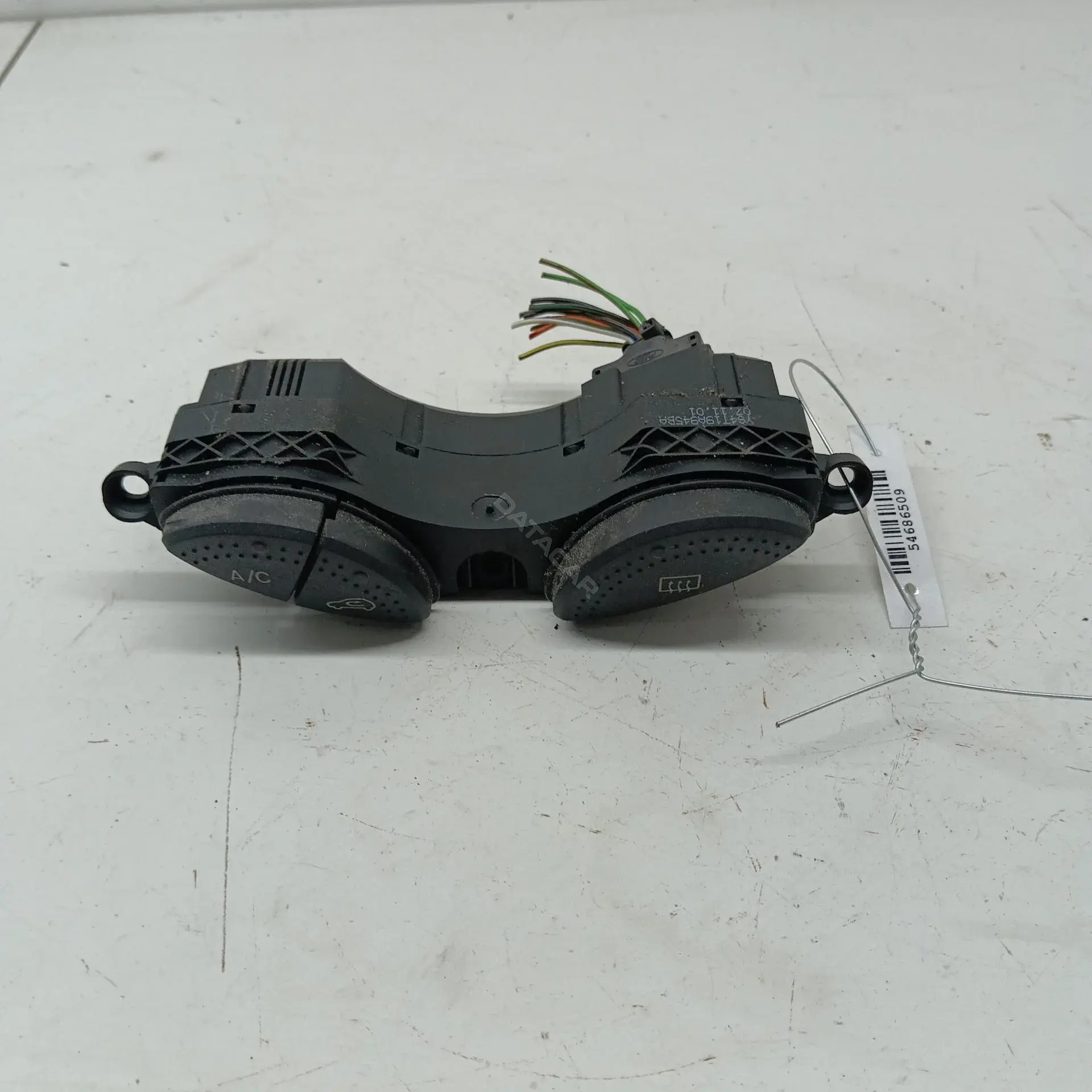 Кнопка кондиционера YS4T19A945BA