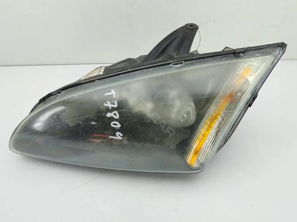 Фары 3M5113W030JB