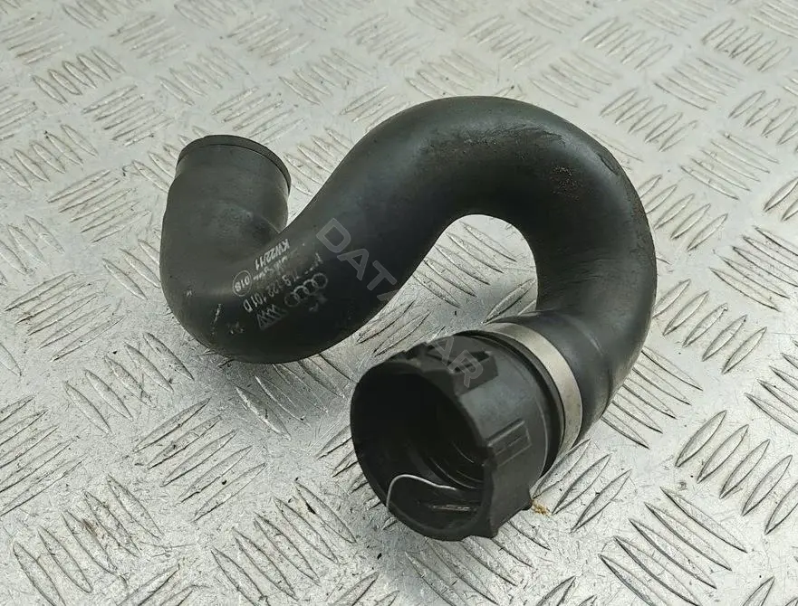 Патрубки системы охлаждения 7L8122101D