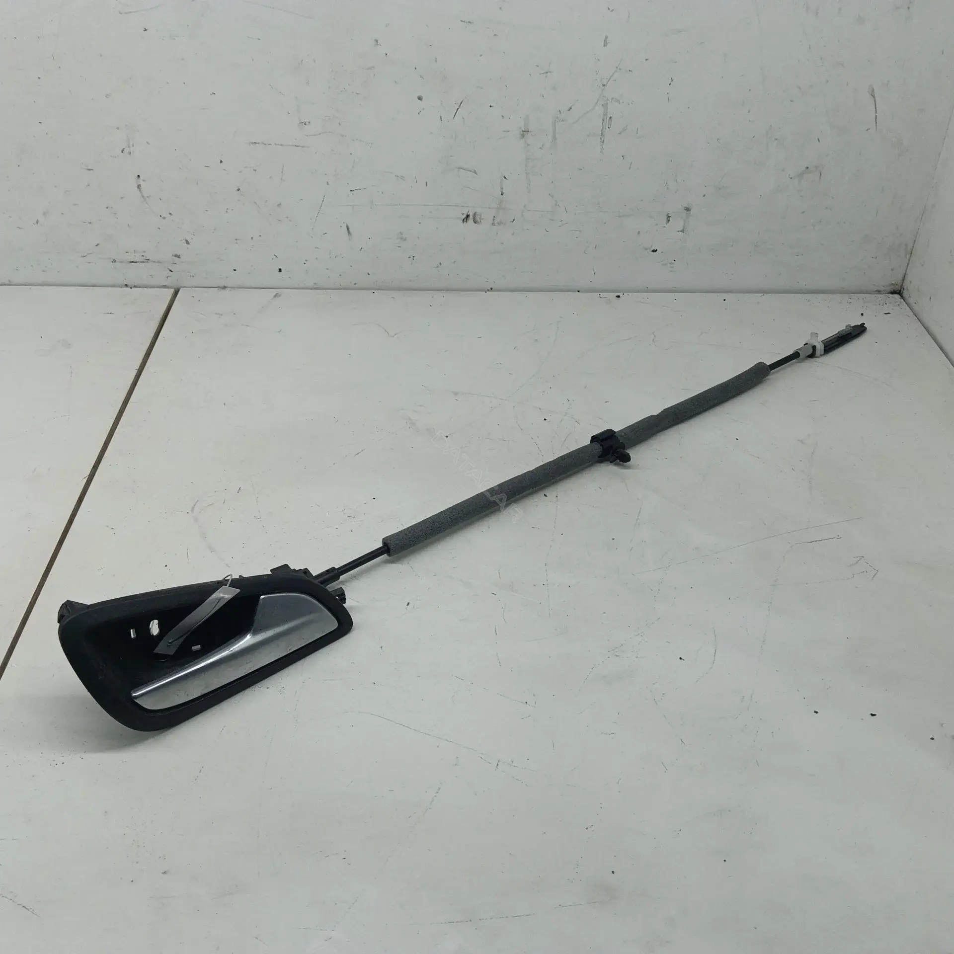 Трос двери AM51U22600BEW