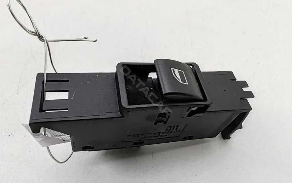 Кнопка стеклоподъемника 6902176
