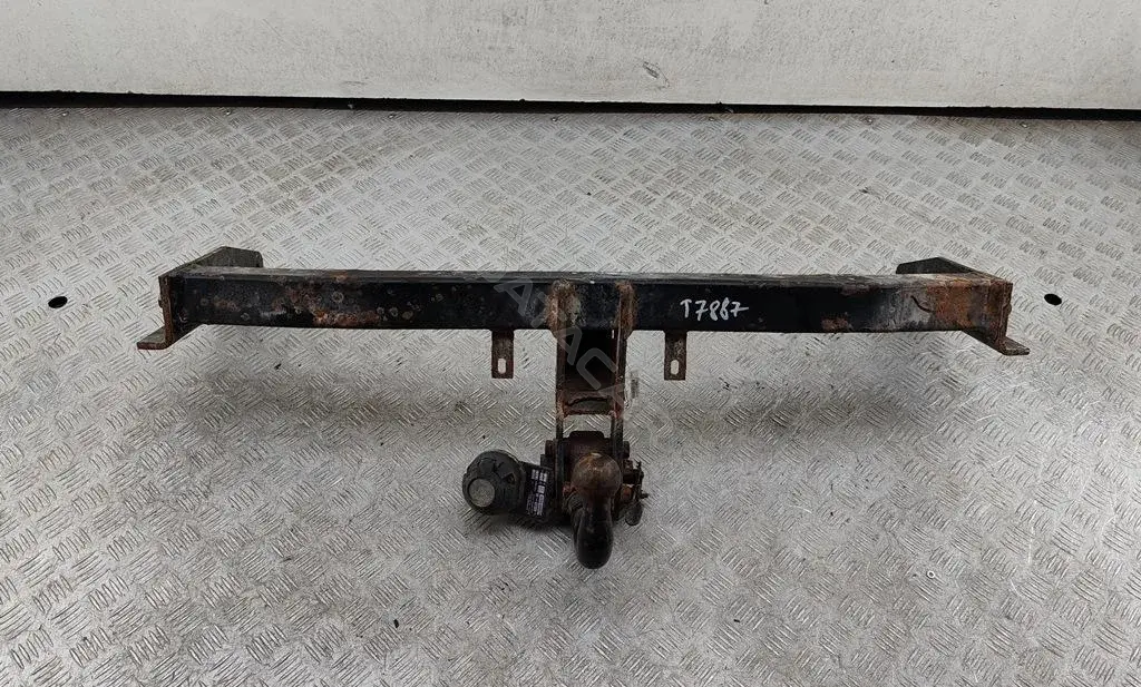 Прицепное устройство 8SD2837