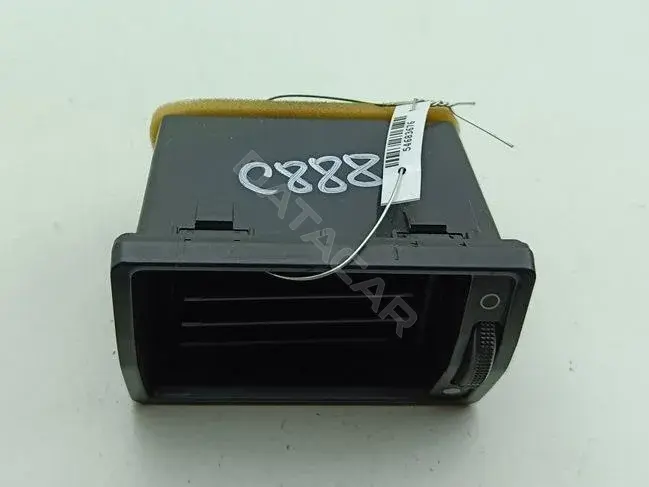 Дефлектор обдува салона 44197920