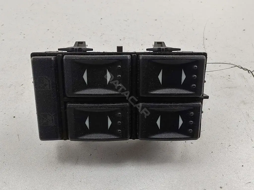 Кнопка стеклоподъемника 3S7T14A132BA